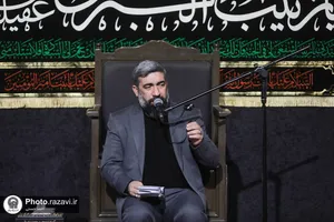عزاداری رزمندگان تیپ فاطمیون در حرم مطهر رضوی