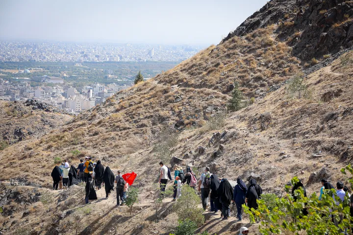پیاده روی خانوادگی کارکنان آستان قدس رضوی