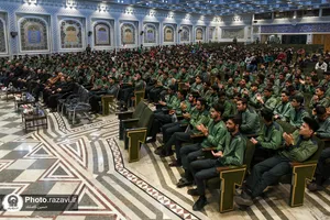 گردهمایی روز جوان در حرم مطهر رضوی