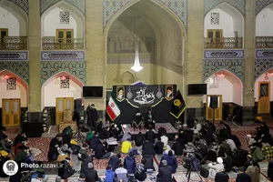 عزاداری شب شهادت امام هادی علیه&zwnj;السلام در حرم مطهر رضوی