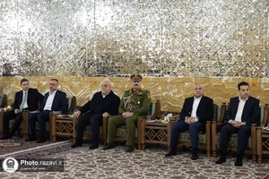 دیدار نخست وزیر عراق با تولیت آستان قدس رضوی
