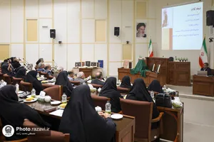 رونمایی از نسخه چاپ برگردان &laquo;روزنامه ادب&raquo;