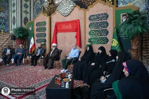 دیدار نویسندگان و ناشران دفاع مقدس و محور مقاومت با تولیت آستان قدس رضوی