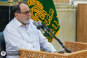 کرسی تفسیر موضوعی قرآن در حرم مطهر رضوی