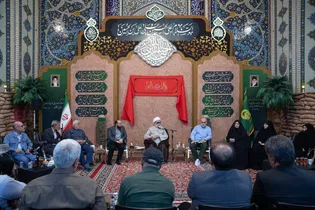 دیدار نویسندگان و ناشران دفاع مقدس و محور مقاومت با تولیت آستان قدس رضوی