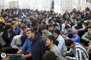 حضور محصلین مسجد جامع صفا در حرم مطهر رضوی