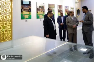 بازدید مدیرعامل بنیاد کرامت رضوی از نمایشگاه رواق خدمت