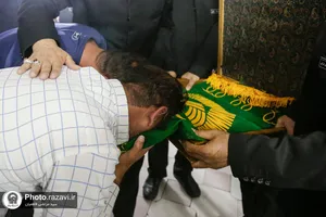 حضور خدام بارگاه منور رضوی در زندان مرکزی مشهد