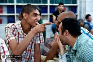 تشرف معلولین آسایشگاه شهید بهشتی به حرم مطهر رضوی