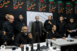 بازدید مدیر عالی حرم مطهر رضوی از موکب کفشداران در ملک&zwnj;آباد 