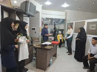 قدردانی کم‌نظیر خادم‌یاران رضوی از پرستاران آران و بیدگل
