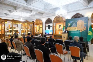 رونمایی از نسخه خطی &laquo;قرآن پنج تفسیره&raquo; از تشیع و تسنن در حرم مطهر رضوی