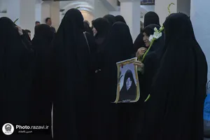 آیین غبارروبی مزار شهدای مدفون در حرم مطهر رضوی-2