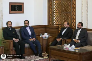 تشرف استاندار نجف اشرف به حرم مطهر رضوی