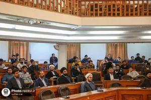 نشست صمیمی دانشجویان دانشگاه علوم اسلامی رضوی با رییس سازمان علمی و فرهنگی آستان قدس رضوی