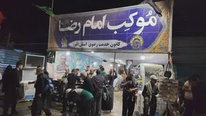 خدمت بی منت خادمیاران البرزی در مرز مهران/ گزارش تصویری