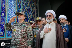 تشرف فرمانده نیروی پدافند هوایی ارتش جمهوری اسلامی ایران به حرم مطهر رضوی