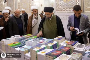 تشرف مهمانان کنگره بین&zwnj;المللی امناءالرسل به حرم مطهر رضوی