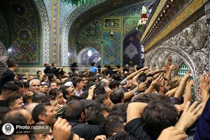 حال و هوای حرم مطهر رضوی در دهه آخر صفر