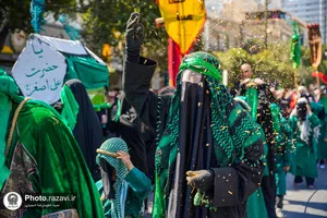 پیاده&zwnj;روی جاماندگان اربعین در مشهد -2