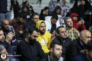 حال و هوای حرم مطهر رضوی در شب میلاد امام رضا علیه&zwnj;السلام -2