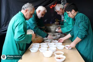 پیاده&zwnj;روی جاماندگان اربعین حسینی در مشهد