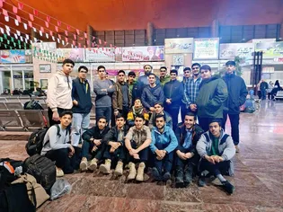 دانش آموزان دبیرستان امام رضا (ع) زائر مناطق عملیانی جنوب شدند
