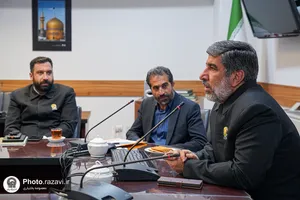 نشست تخصصی ادعیه&zwnj;خوانان و مداحان حرم مطهر رضوی