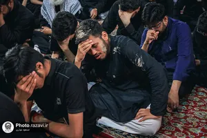 عزاداری سنتی شب یازدهم محرم در &laquo;حسینیه حرم&raquo;