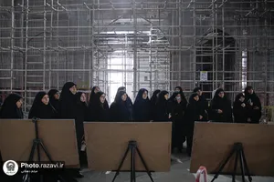  بازدید خواهران خدمه حرم مطهر رضوی از بخش&zwnj;های مختلف حرم امام رضا علیه&zwnj;السلام 