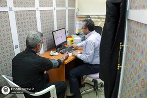 اهدا خون توسط جمعی از خدام حرم مطهر رضوی