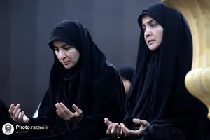 خدمت جمعی از ورزشکاران در چایخانه حضرت