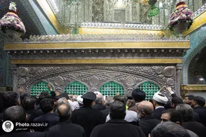 غبارروبی ضریح منور رضوی