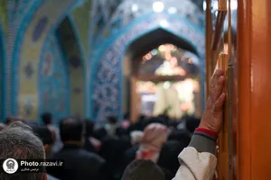 حال و هوای حرم مطهر رضوی در شب میلاد امام رضا علیه&zwnj;السلام -2