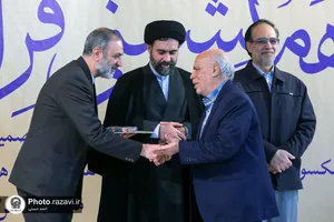 هم&zwnj;نشینی قرآنی در حرم مطهر رضوی