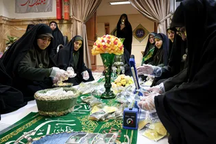 «سفره برکت و کرامت» در حرم مطهر رضوی