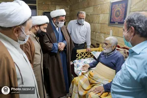 دیدار جمعی از مسئولین آستان قدس رضوی با سید جعفر ماهرخسار