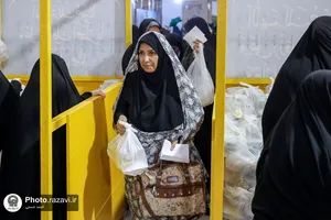 سفره اکرام ماه مبارک رمضان در حرم مطهر رضوی