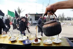 خدمت‌رسانی خادم‌یاران رضوی نکا در موکب «انصارالحسین (ع)» کربلا