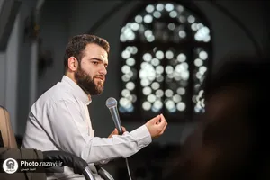 وداع پسران نوجوان معتکف رمضانیه در حرم مطهر رضوی