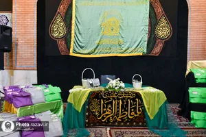 اهدای هدیه&zwnj;های آستان قدس رضوی به دانش&zwnj;آموزان