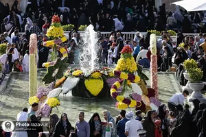 گل&zwnj;آرایی صحن آزادی حرم مطهر رضوی