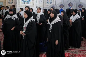 تشرف خانواده شهدای جنگ رمضان استان خوزستان به حرم امام رضا علیه&zwnj;السلام
