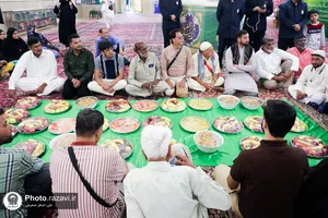 مراسم سنتی &laquo;طبق دسترخوان&raquo; در حرم رضوی