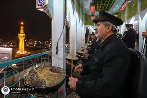 حال و هوای حرم مطهر رضوی در ایام میلاد امیرالمومنین علیه السلام