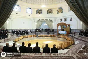 عیادت خدام حرم مطهر رضوی از بیماران