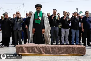 تشییع پیکر محمدباقر اوحدی در حرم مطهر رضوی