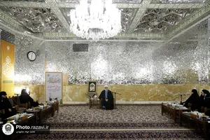 دیدار برگزیدگان چهارمین رویداد ملی &laquo;شکوه مادری&raquo; با تولیت آستان قدس رضوی