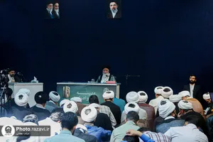 حضور آیت&zwnj;الله&zwnj; علم&zwnj;الهدی در مدرسه تابستانی دارالعلم