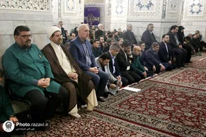 تشرف جمعی از کارشناسان دادگستری خراسان رضوی به حرم مطهر رضوی